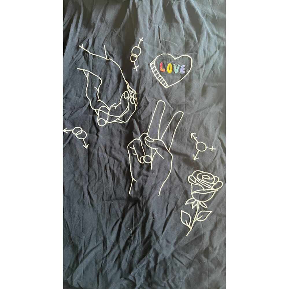 Abercrombie & Fitch Pride Collection Blue Button UP Shirt Men's Size Small - Picture 7 of 9